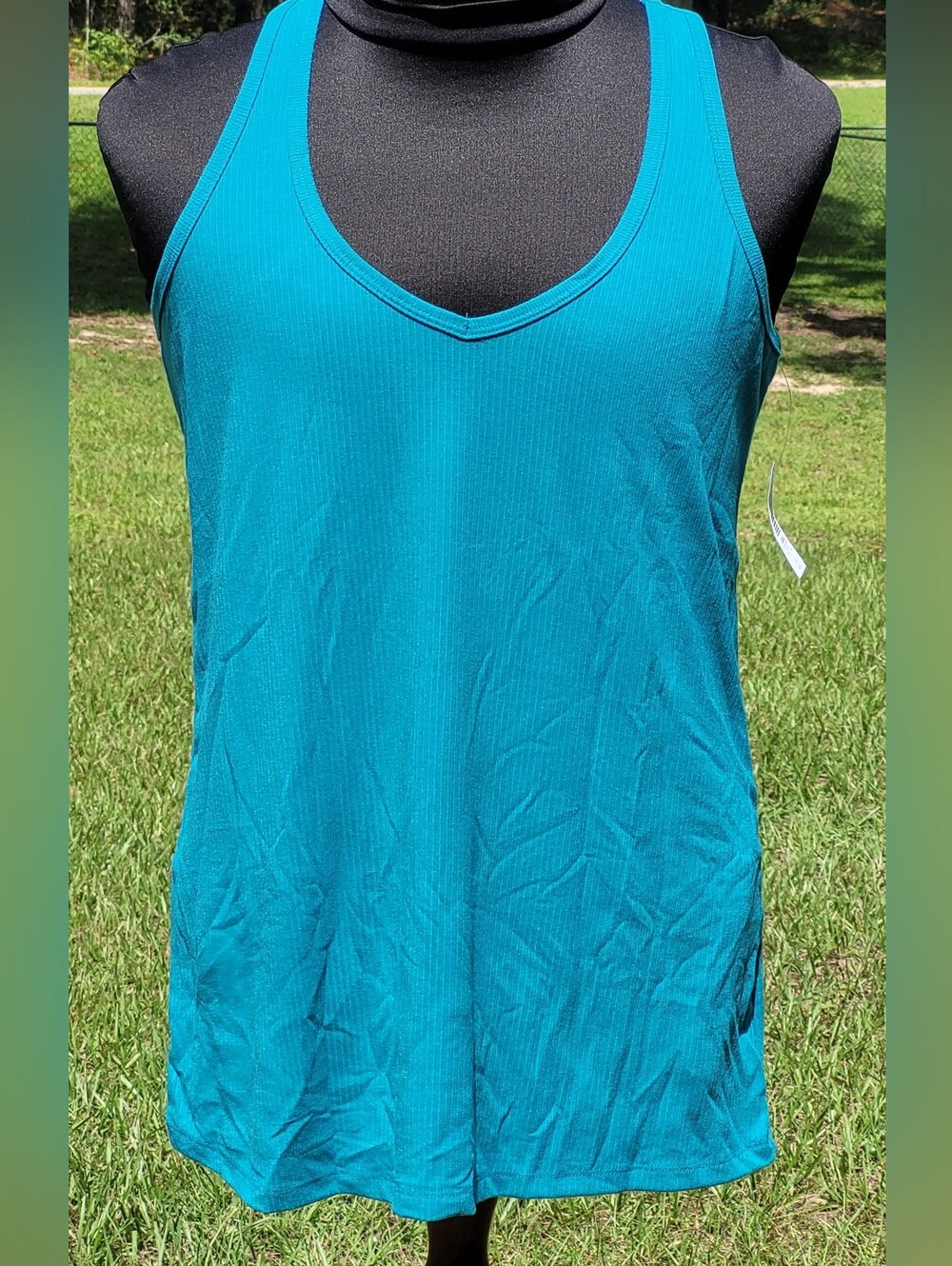 Torrid Supersoft Ribbed Vneck Racerback Tank ❤️ Size 1 ~ NWT! Gorgeous!!